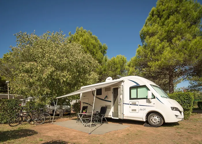 Maistra Porto Sole Pitches 4* 브르사르