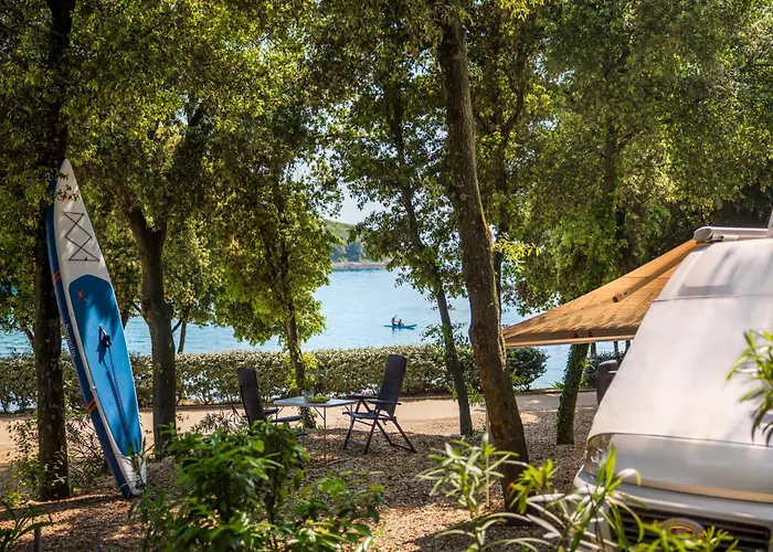 캠프장 Maistra Porto Sole Pitches 브르사르